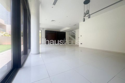 Villa en DAMAC Hills (Akoya by DAMAC), Dubai, 5 dormitorios, 467 m², № 44601 - foto 5