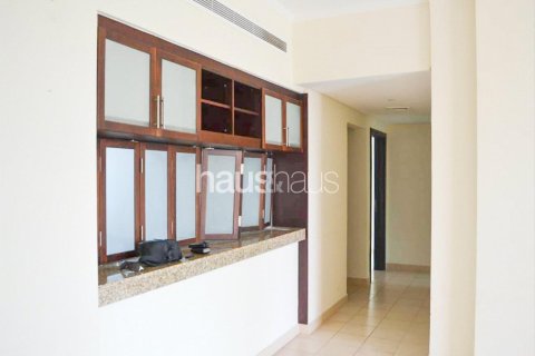 Apartment in The Views, Dubai 2 bedrooms, 128 sq.m. № 44602 - photo 6