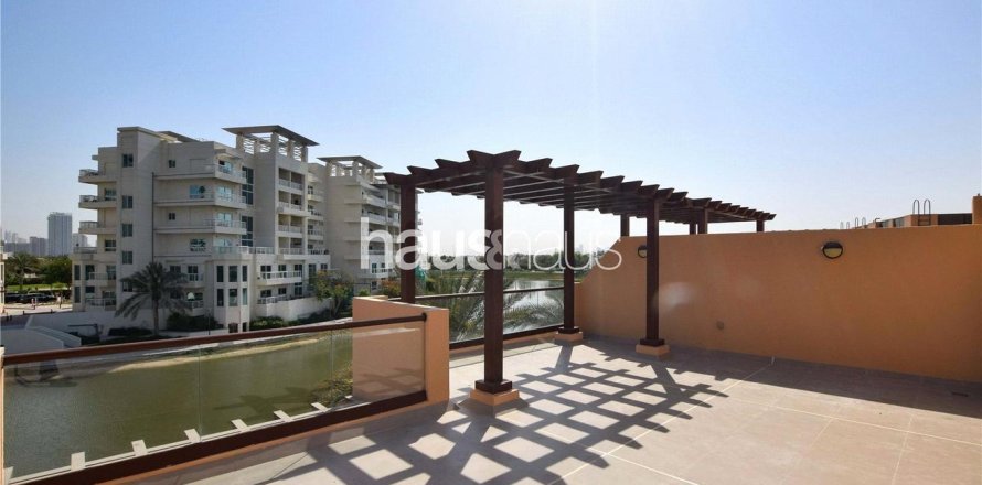 Adosado en Jumeirah Islands, Dubai, 4 dormitorios, 312 m², № 43413
