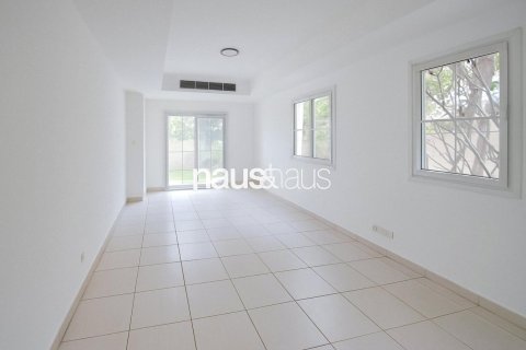 Villa in The Springs, Dubai 2 bedrooms, 162 sq.m. № 43414 - photo 4