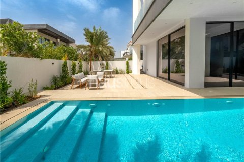 Villa in Jumeirah Park, Dubai 4 bedrooms, 510 sq.m. № 43419 - photo 11