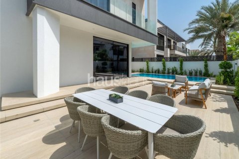 Villa in Jumeirah Park, Dubai 4 bedrooms, 510 sq.m. № 43419 - photo 7