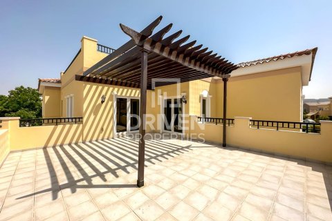 Villa en The Villa, Dubai, 5 dormitorios, 948.63 m², № 142662 - foto 21