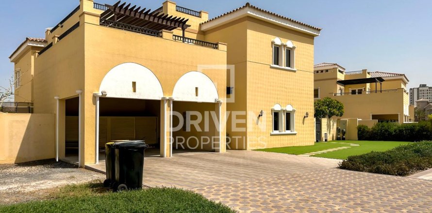 Villa en The Villa, Dubai, 5 dormitorios, 948.63 m², № 142662