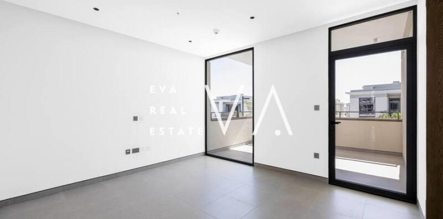 Villa in Dubai 4 bedrooms, 406.9 sq.m. № 52807