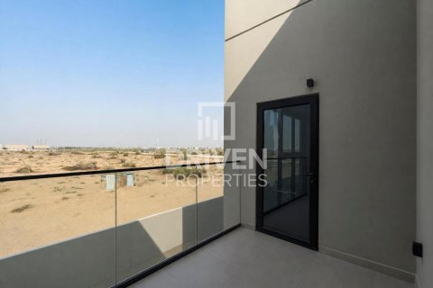 Adosado en Dubai Land, Dubai, 3 dormitorios, 232.63 m², № 134252 - foto 2
