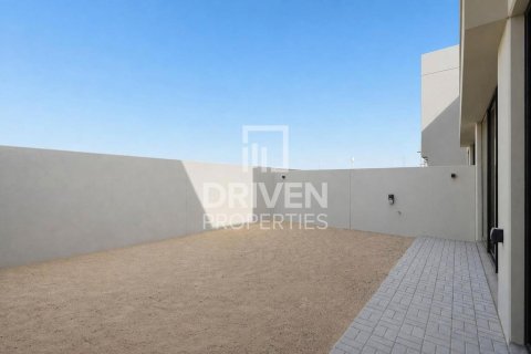 Adosado en Dubai Land, Dubai, 3 dormitorios, 232.63 m², № 134252 - foto 3