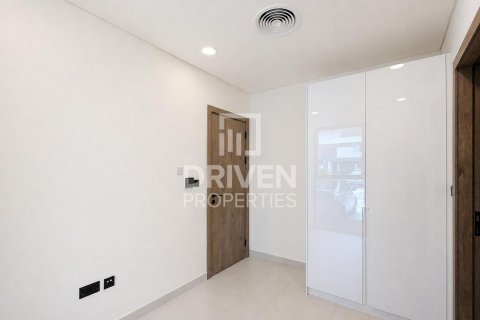 Adosado en Dubai Land, Dubai, 3 dormitorios, 232.63 m², № 134250 - foto 12