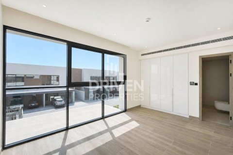 Adosado en Dubai Land, Dubai, 3 dormitorios, 232.63 m², № 134250 - foto 22