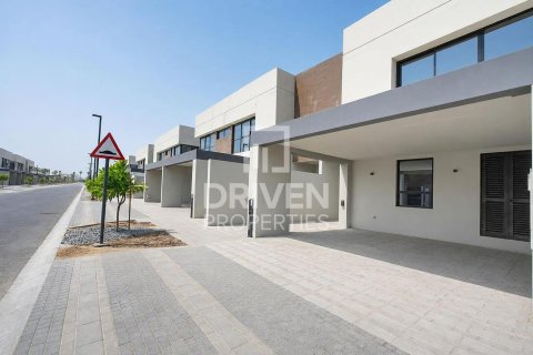 Adosado en Dubai Land, Dubai, 3 dormitorios, 232.63 m², № 134250 - foto 29
