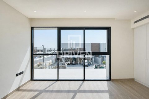 Adosado en Dubai Land, Dubai, 3 dormitorios, 232.63 m², № 134250 - foto 20