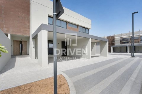 Adosado en Dubai Land, Dubai, 3 dormitorios, 232.63 m², № 134250 - foto 30