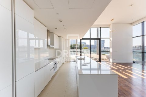 Penthouse in City Walk, Dubai 4 bedrooms, 683.58 sq.m. № 139998 - photo 4