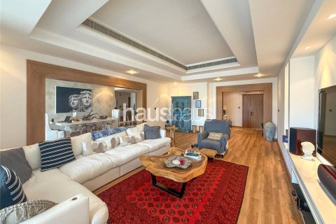Appartement à Dubai Investment Park, Dubai, 3 chambres, 417 m², № 44148 - photo 2