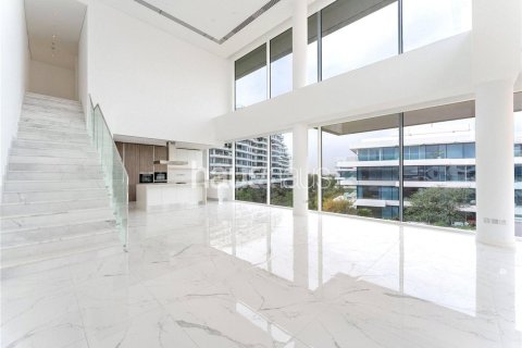 Duplex à Al Barari, Dubai, 2 chambres, 372 m², № 44146 - photo 2