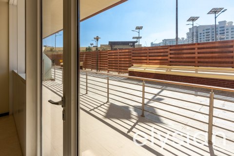 Снять в аренду квартиру в Tiara Residences, Пальма Джумейра, Дубай: 1 спальня, 177м², № 37957 - фото 5