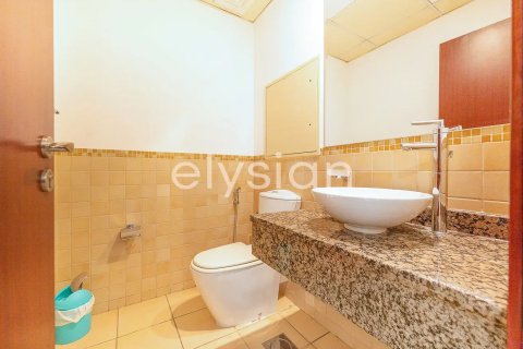 Apartment in Shams, Jumeirah Beach Residence, Dubai 1 bedroom, 111 sq.m. № 37962 - photo 8