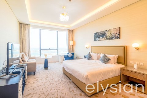 Снять в аренду квартиру в The Palm Tower, Пальма Джумейра, Дубай: студию, 49м², № 37961 - фото 4