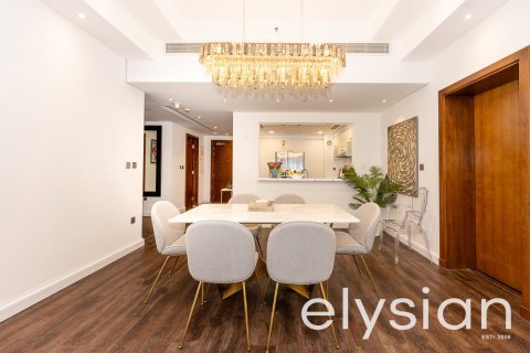 Appartement à Marina Residences, Palm Jumeirah, Dubai, 2 chambres, 190 m², № 37958 - photo 4