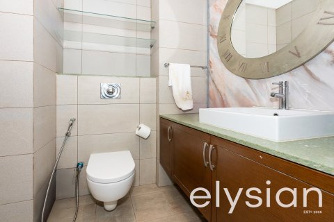 Appartement à Marina Residences, Palm Jumeirah, Dubai, 2 chambres, 190 m², № 37958 - photo 9