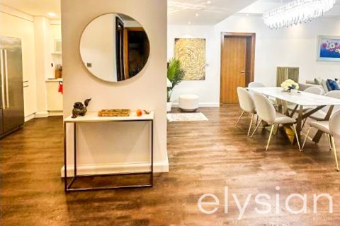 Appartement à Marina Residences, Palm Jumeirah, Dubai, 2 chambres, 190 m², № 37958 - photo 2