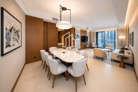 Apartment in The Address Residences Dubai Opera, Downtown Dubai (Downtown Burj Dubai), Dubai 3 bedrooms, 156 sq.m. № 141282 - photo 2