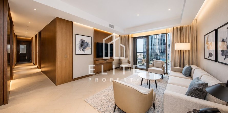 Apartment in The Address Residences Dubai Opera, Downtown Dubai (Downtown Burj Dubai), Dubai 3 bedrooms, 156 sq.m. № 141282