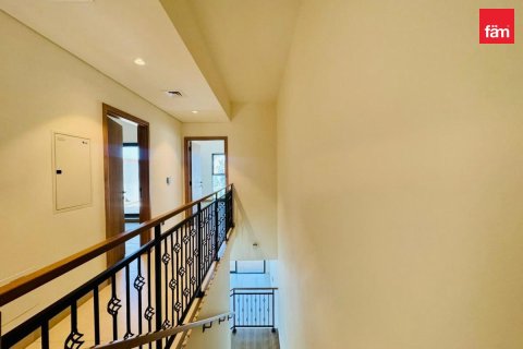 Adosado en Dubai, 4 dormitorios, 143.5 m², № 118273 - foto 8