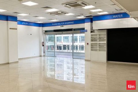 Magasin à Dubai, 55.8 m², № 112784