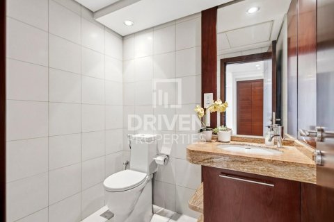 Снять в аренду квартиру в Burj Views, Даунтаун Дубай (Даунтаун Бурдж Дубай), Дубай: 2 спальни, 126.53м², № 128815 - фото 16
