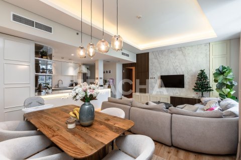 Apartamento en Marina Wharf, Dubai Marina, Dubai, 3 dormitorios, 130 m², № 112640 - foto 1