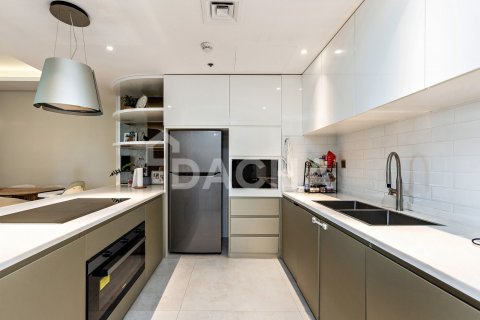 Apartamento en Marina Wharf, Dubai Marina, Dubai, 3 dormitorios, 130 m², № 112640 - foto 3