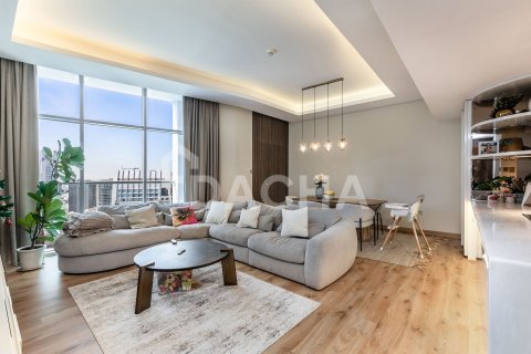 Apartamento en Marina Wharf, Dubai Marina, Dubai, 3 dormitorios, 130 m², № 112640 - foto 2