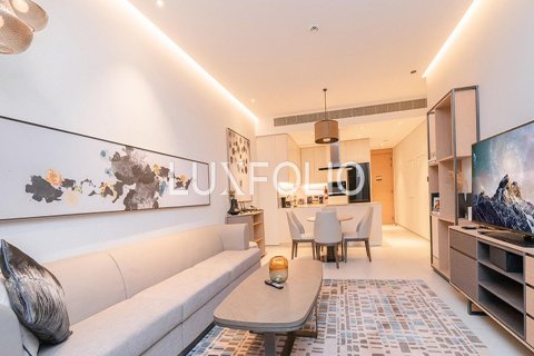 Снять в аренду квартиру в The Address Jumeirah Resort and Spa, Джумейра Бич Резиденс, Дубай: 2 спальни, 108м², № 46118 - фото 2