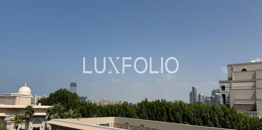 Appartement à Palm Jumeirah, Dubai, 1 chambre, 102 m², № 46111