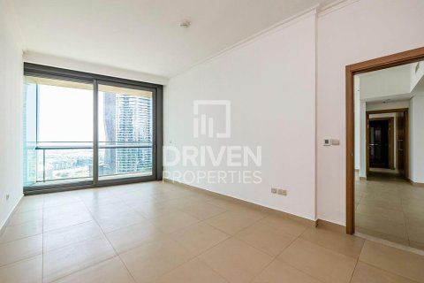 Снять в аренду квартиру в Burj Vista, Даунтаун Дубай (Даунтаун Бурдж Дубай), Дубай: 2 спальни, 129.32м², № 129738 - фото 2