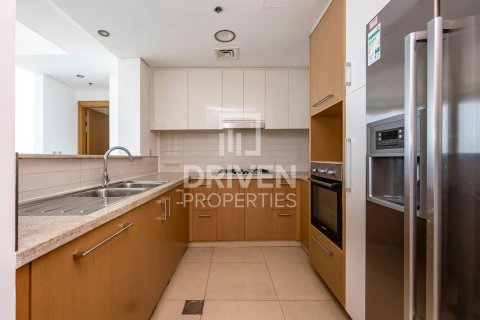 Снять в аренду квартиру в Burj Vista, Даунтаун Дубай (Даунтаун Бурдж Дубай), Дубай: 2 спальни, 129.32м², № 129738 - фото 12