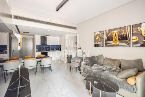 Снять в аренду квартиру в MAG 318, Бизнес-Бэй, Дубай: 2 спальни, 96.99м², № 129746 - фото 18