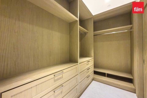 Apartment in Downtown Dubai (Downtown Burj Dubai), Dubai 5 bedrooms, 692.5 sq.m. № 112941 - photo 16