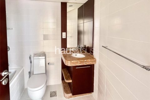Снять в аренду квартиру в Burj Views, Даунтаун Дубай (Даунтаун Бурдж Дубай), Дубай: 1 спальня, 90м², № 44517 - фото 9