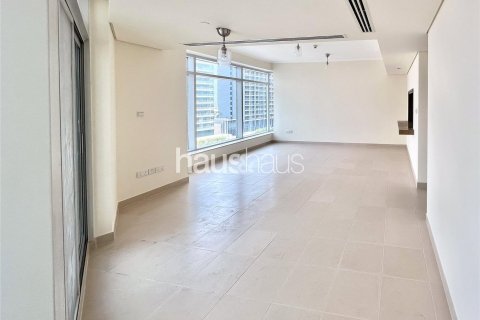 Снять в аренду квартиру в Burj Views, Даунтаун Дубай (Даунтаун Бурдж Дубай), Дубай: 1 спальня, 90м², № 44517 - фото 2
