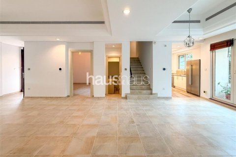 Maison de ville à Dubai Sports City, Dubai, 4 chambres, 247 m², № 44507