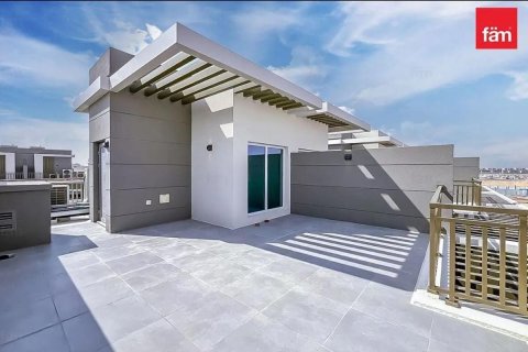 Townhouse in Dubai 3 bedrooms, 145.3 sq.m. № 118869 - photo 5