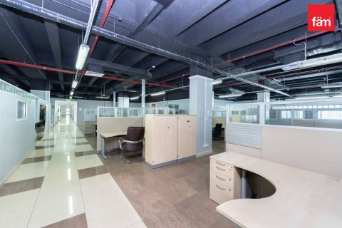 Shop in Al Furjan, Dubai 464.5 sq.m. № 124240 - photo 2
