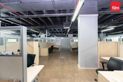 Shop in Al Furjan, Dubai 464.5 sq.m. № 124240 - photo 5