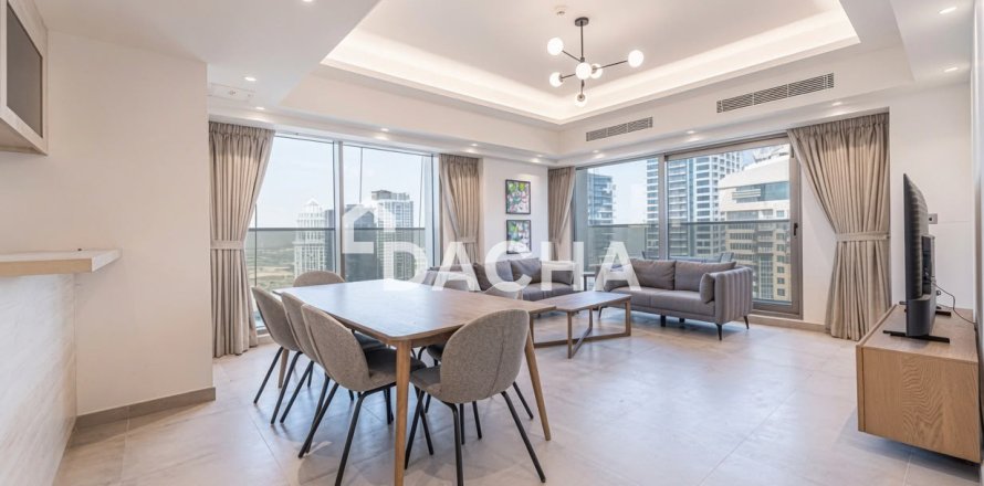 شقة في أبراج بحيرة جميرا, دبي 4 غرف نوم, 215 م² رقم 124448