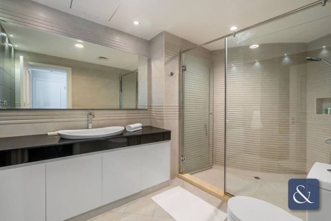 Penthouse in Dubai Marina, Dubai 4 bedrooms, 509 sq.m. № 98582 - photo 12