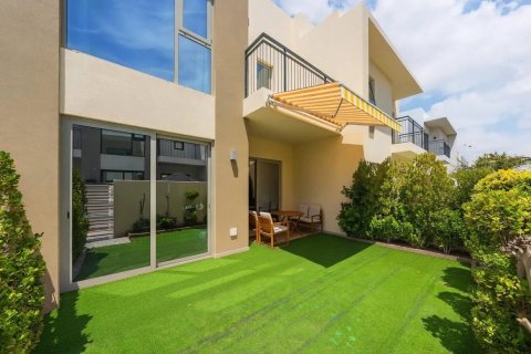 Maison de ville à Dubai, 3 chambres, 191 m², № 139657