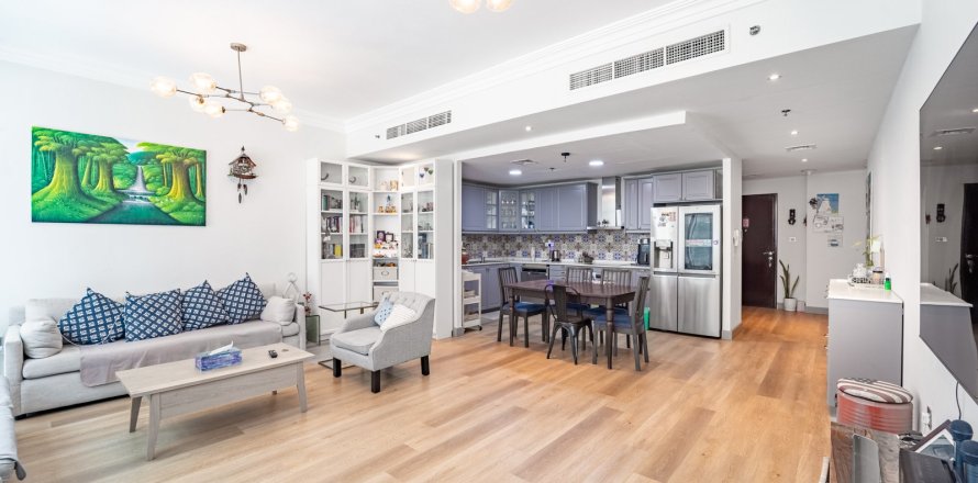 Квартира в Дубае, 2 спальни, 160м², № 139659