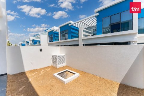 Townhouse in Dubai 4 bedrooms, 144 sq.m. № 141314 - photo 28